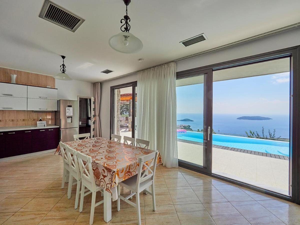 Standard Villa