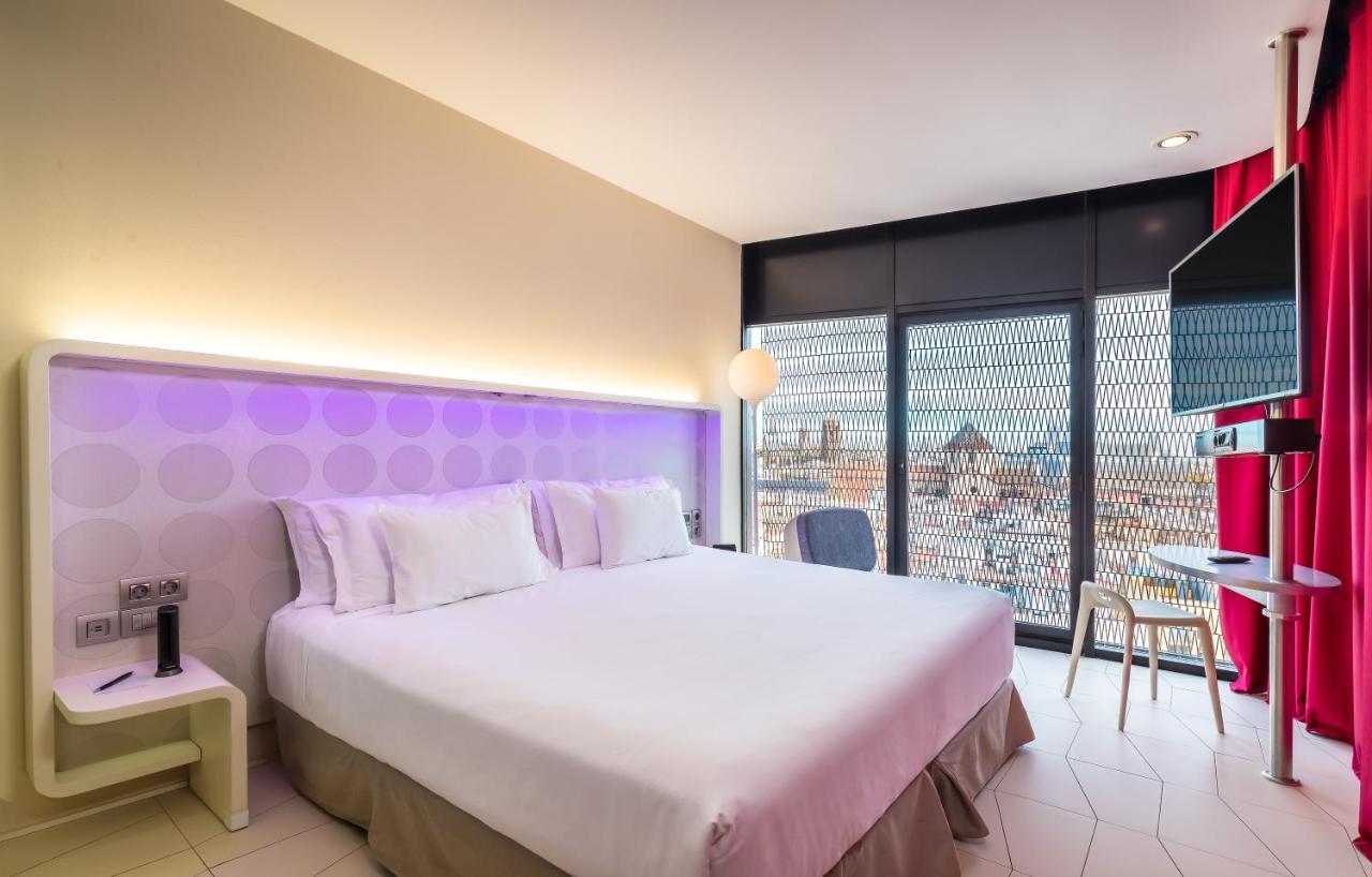Deluxe Barcelona city View,1345397423:JPEG