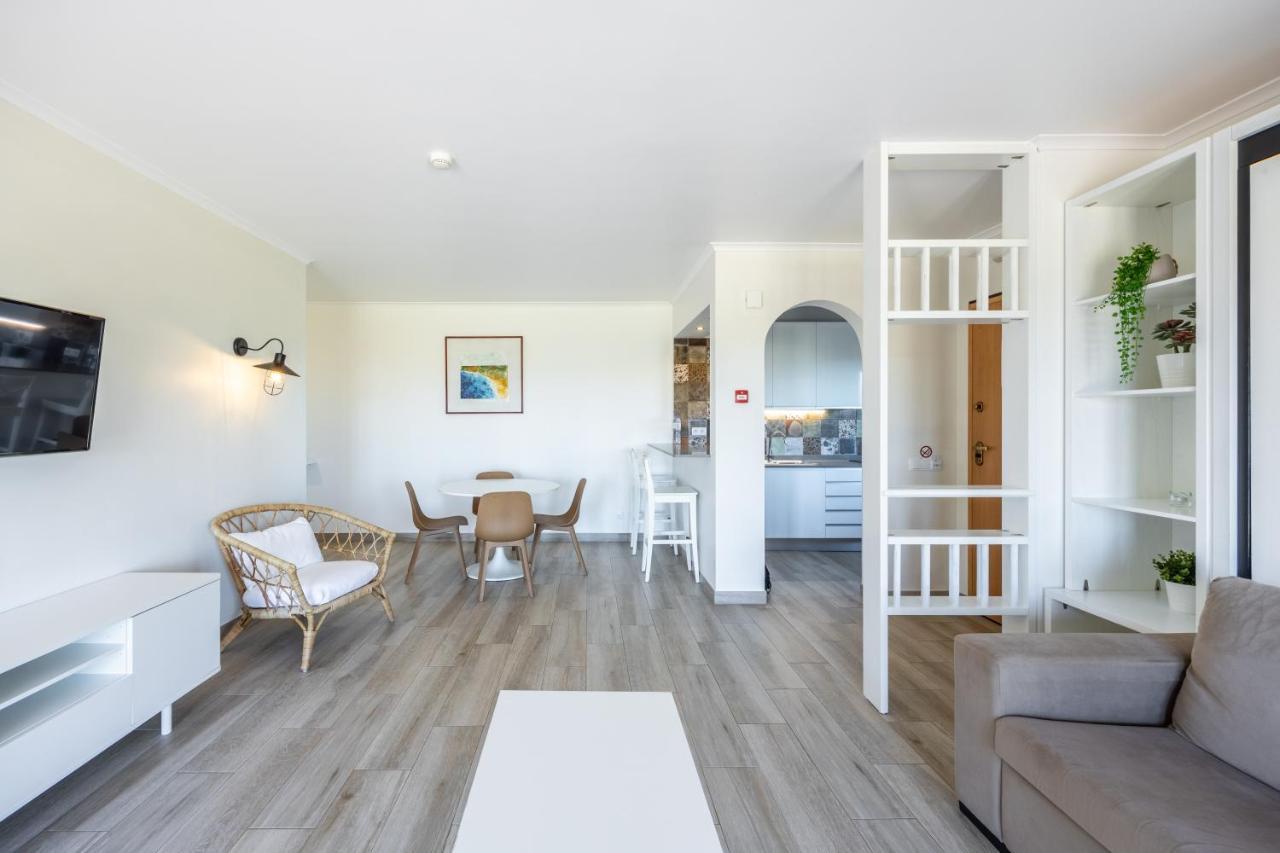 One-Bedroom Apartment Island Views Ground Floor