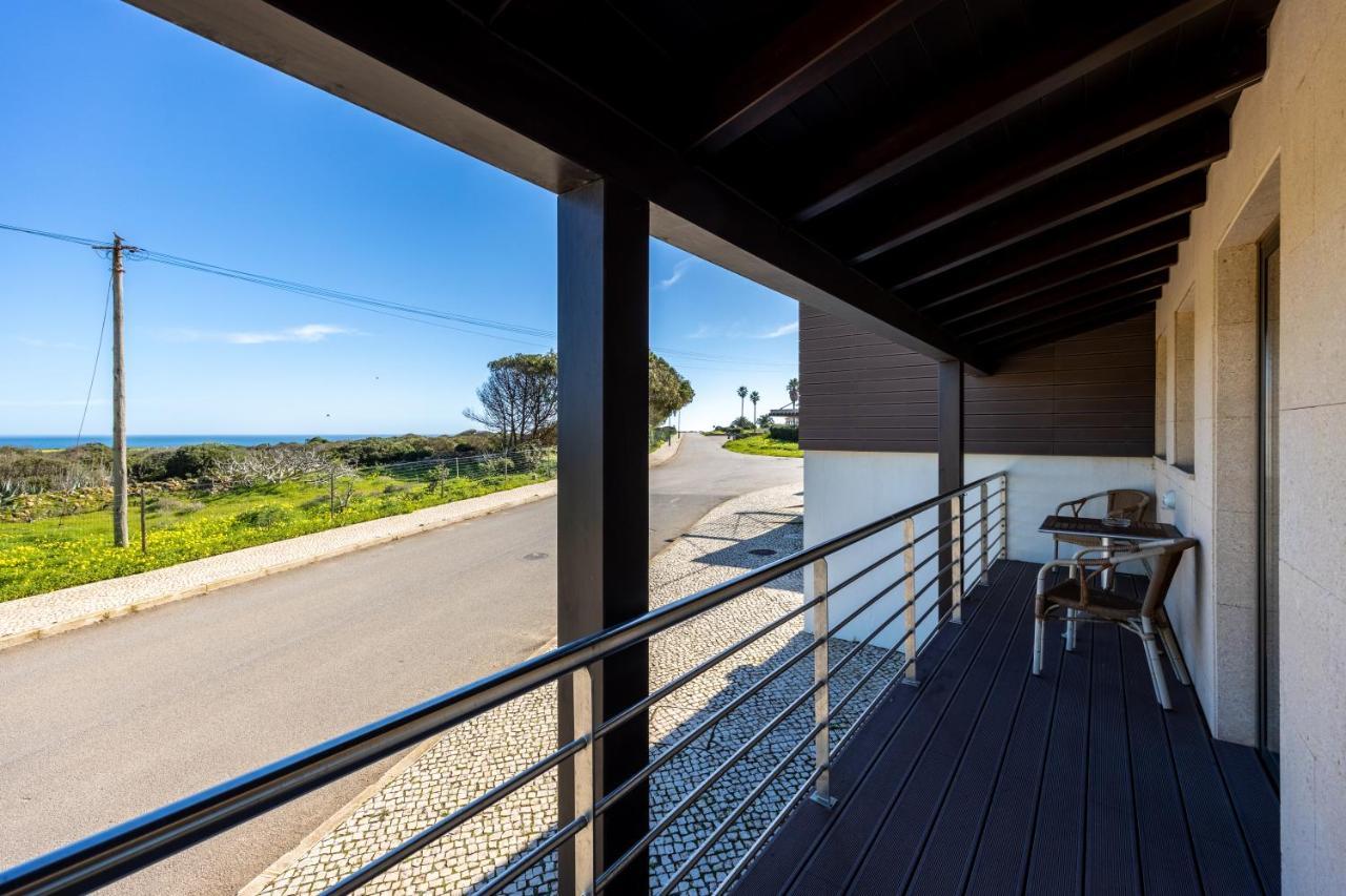 One-Bedroom Apartment Island Views Ground Floor