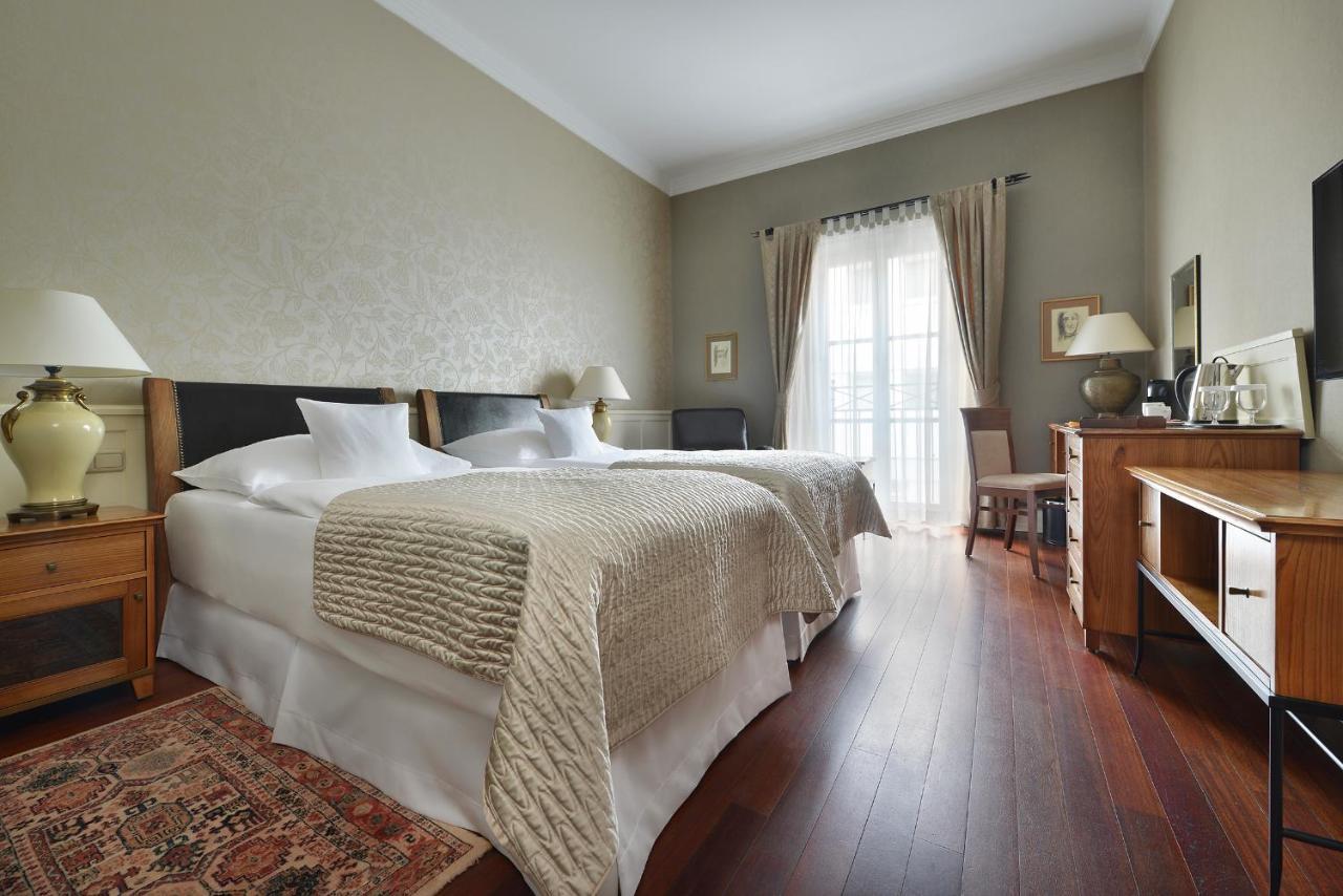 Premium Twin Room