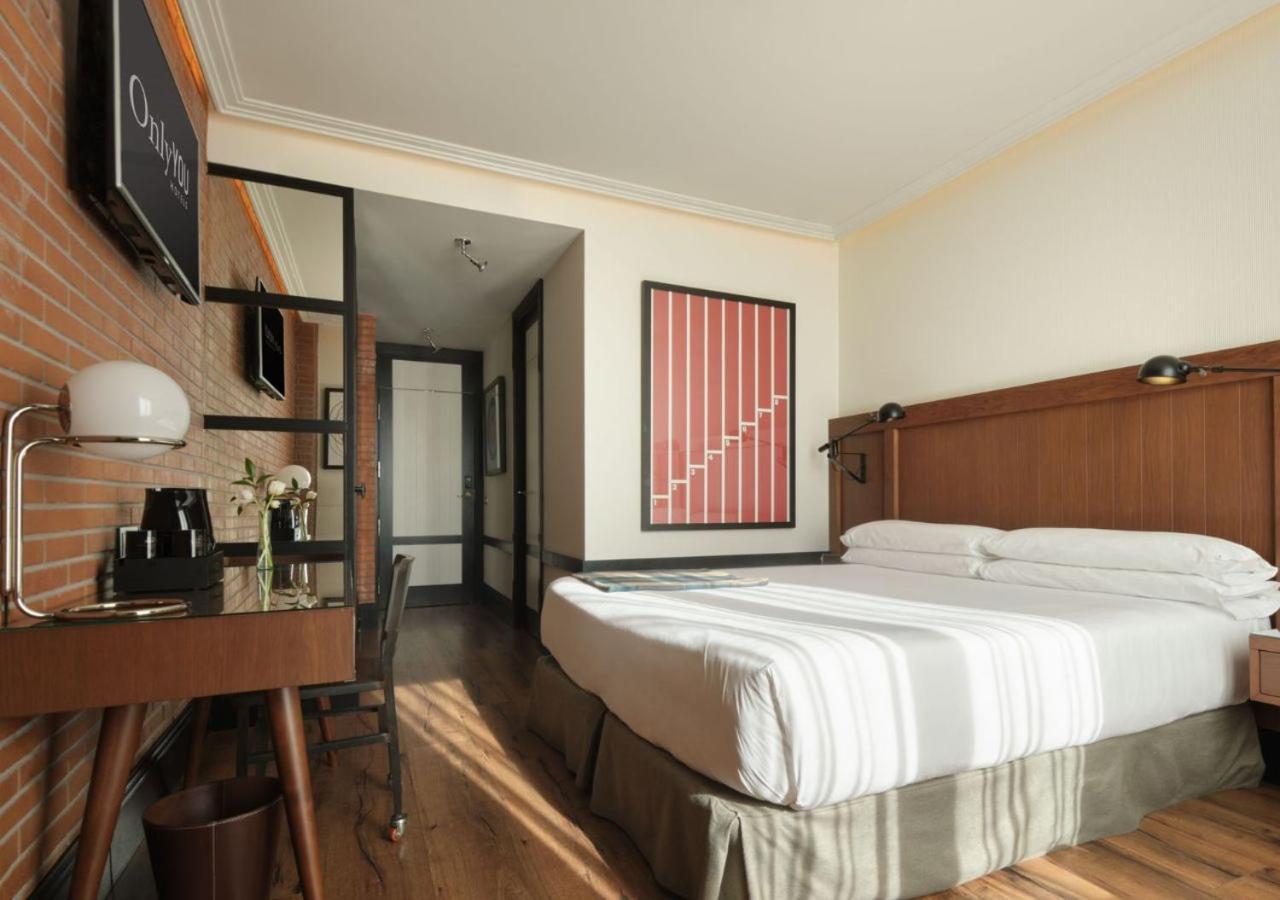 Premium Doppel-/Zweibettzimmer mit Balkon