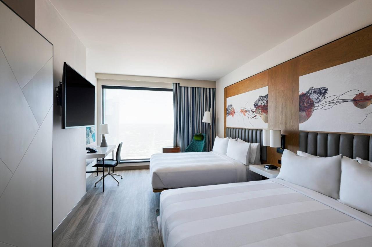 Quarto com 2 camas queen-size