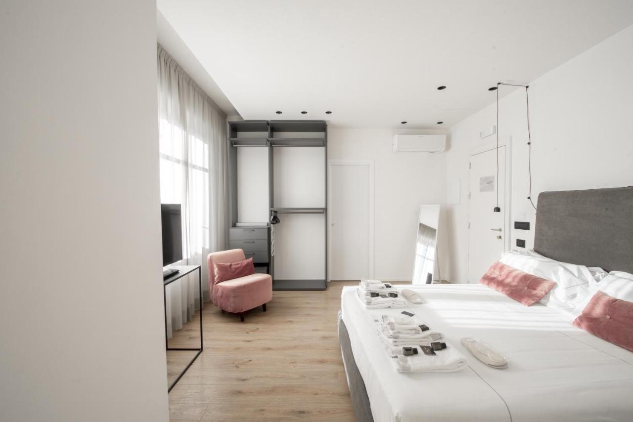 Deluxe Apartment,1347613364:JPEG