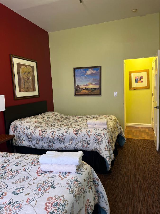 Quadruple Room Private Bathroom