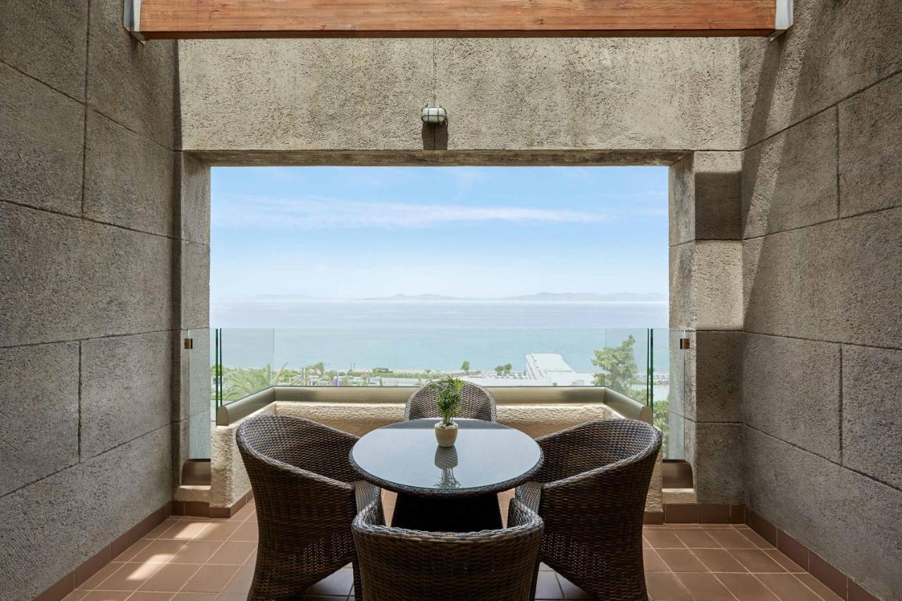 Family King Room Sofa Bed or Sea View or Balcony,1351917439:JPEG