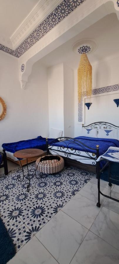 Chambre Familiale avec Salle de Bains Commune