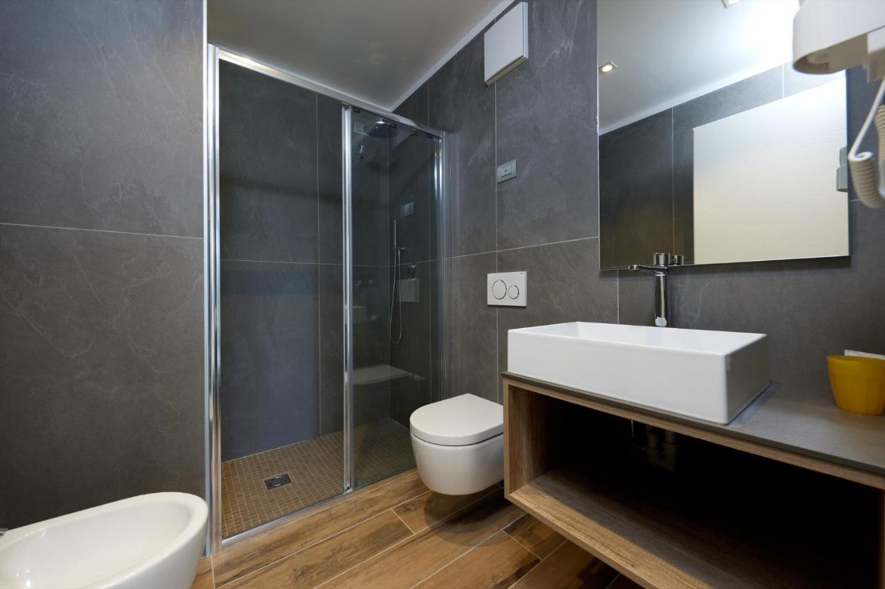 Suite with Garden View,1348717004:JPEG