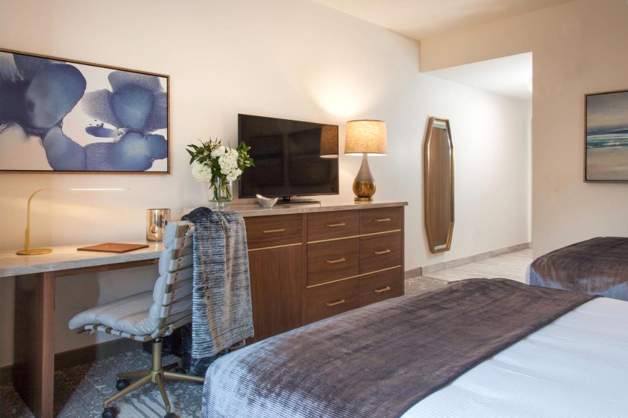 Superior Double Queen Beds No Balcony