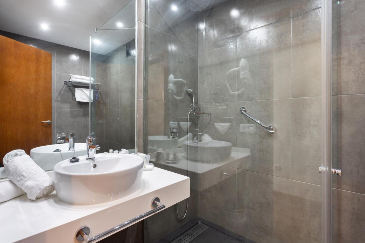 Triple Room,1547368813:JPEG
