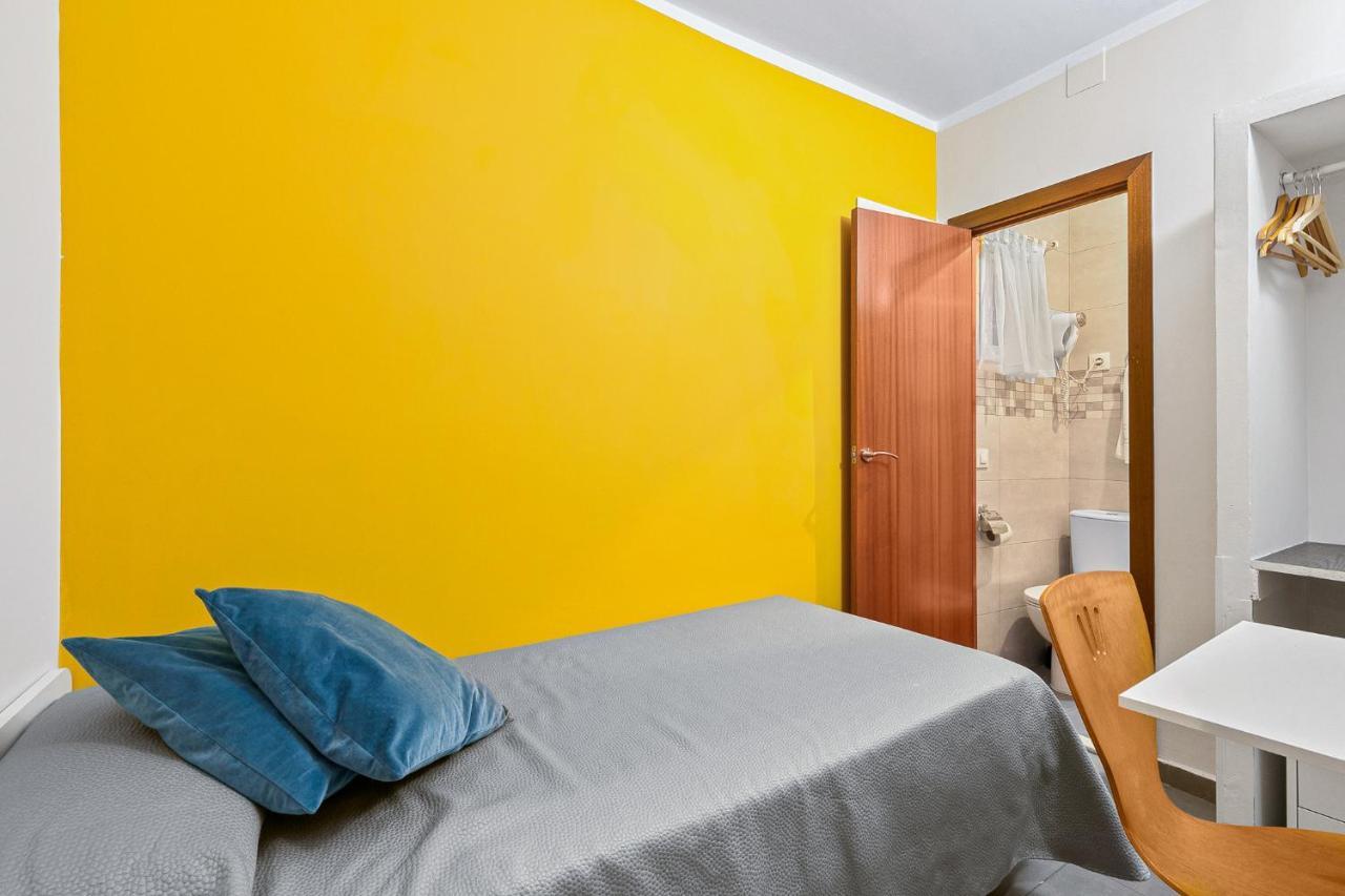 Economy Single Room