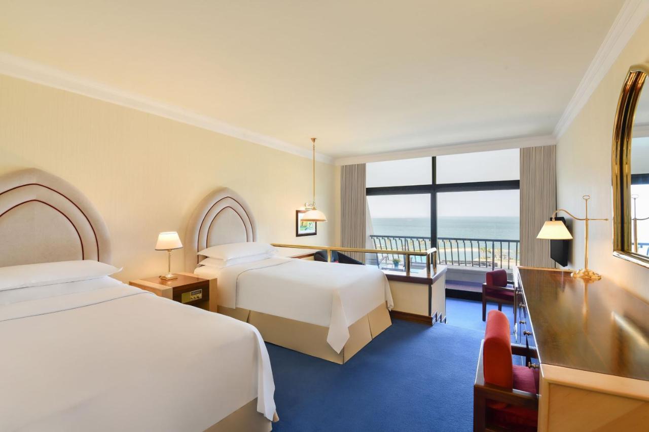 Deluxe Twin Sea View Room