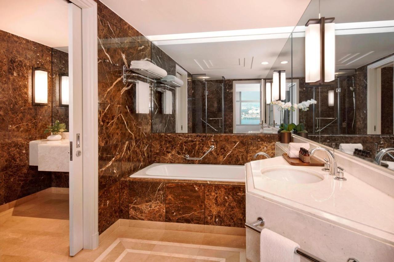 Griffin Suite King, Executive lounge access, 1 Bedroom Suite