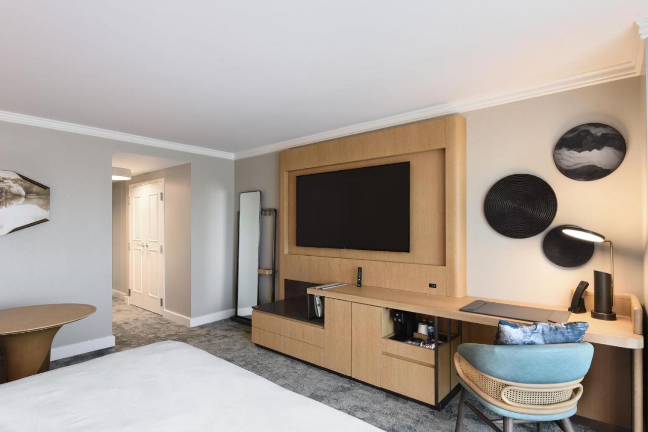 1 King Bed Resort View Guest Room