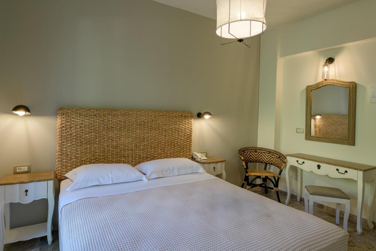 Double or Twin Room Garden View