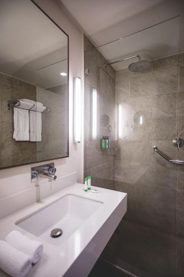 Concept Twin Room with Ocean View - Non-Smoking