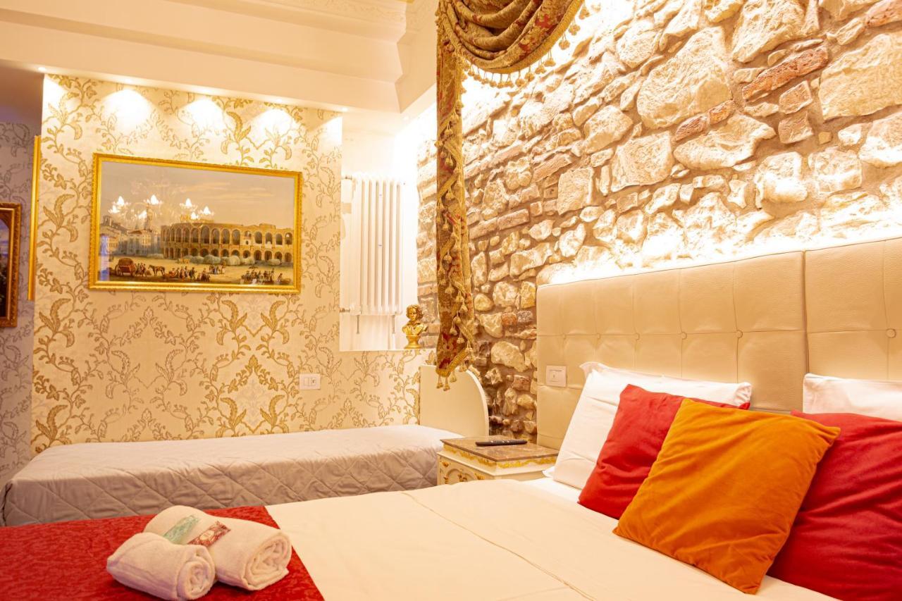 Luxury Triple Room