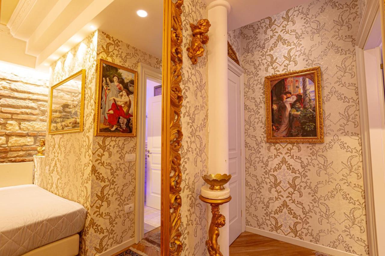 Luxury Triple Room