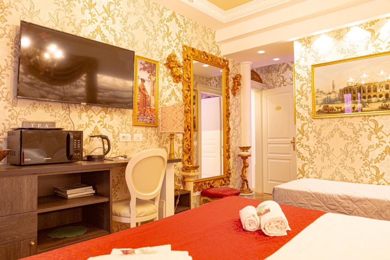 Luxury Triple Room