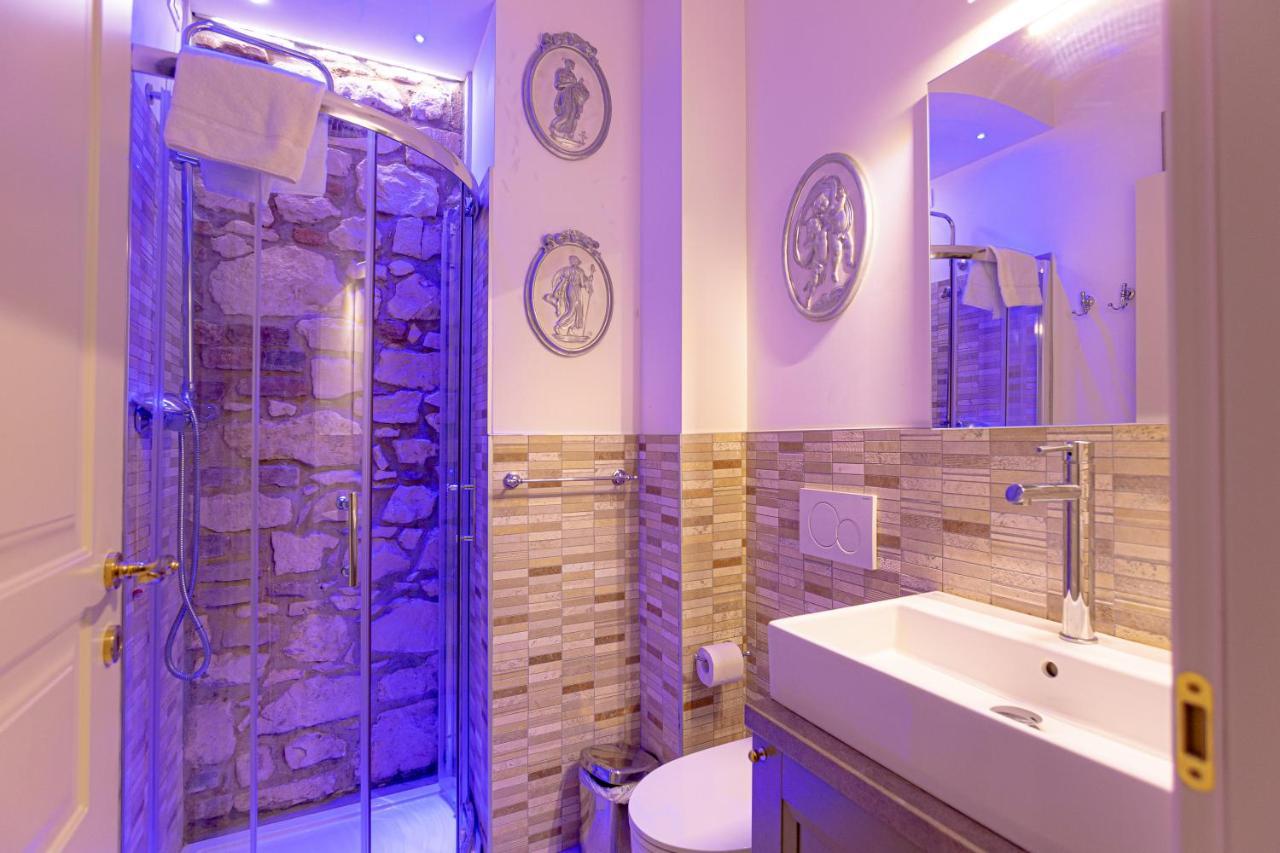 Luxury Triple Room