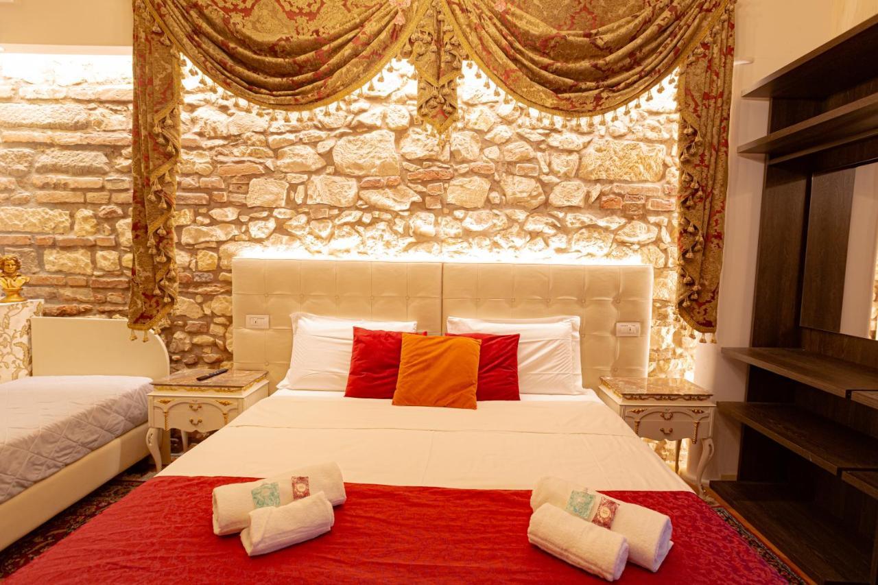 Luxury Triple Room