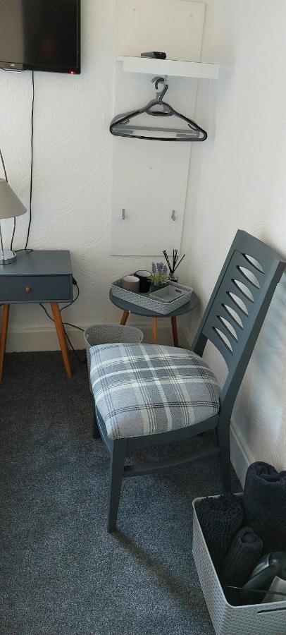 Small Single Room