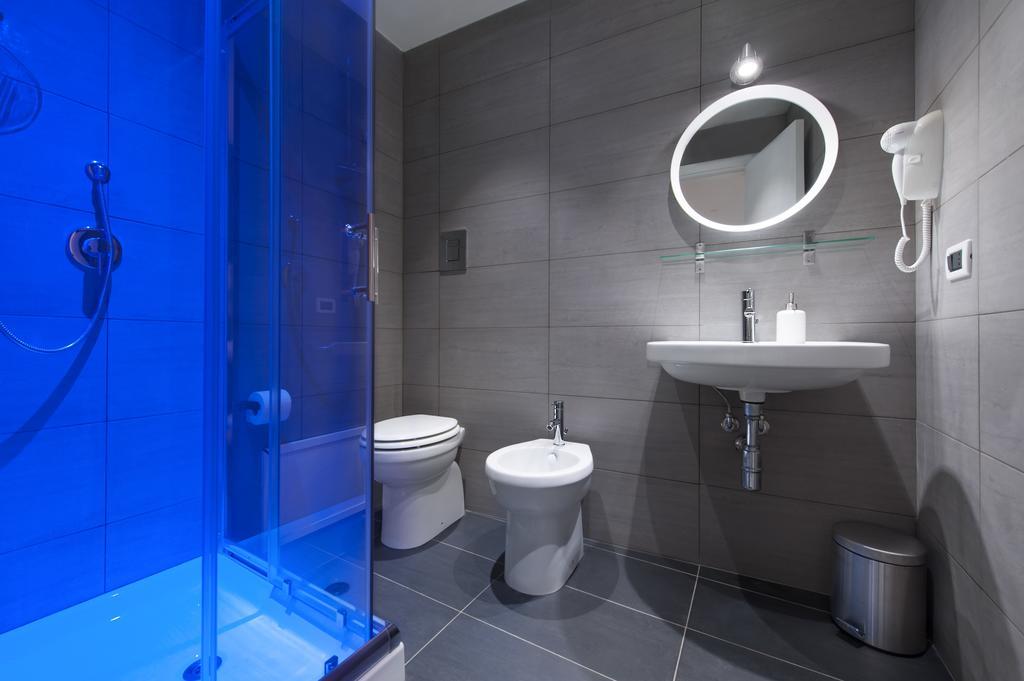 Double Room Private External Bathroom