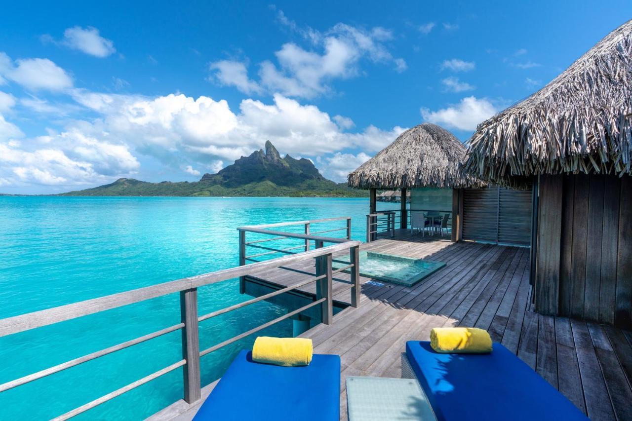 Overwater Premier Villa Whirlpool Mt Otemanu view