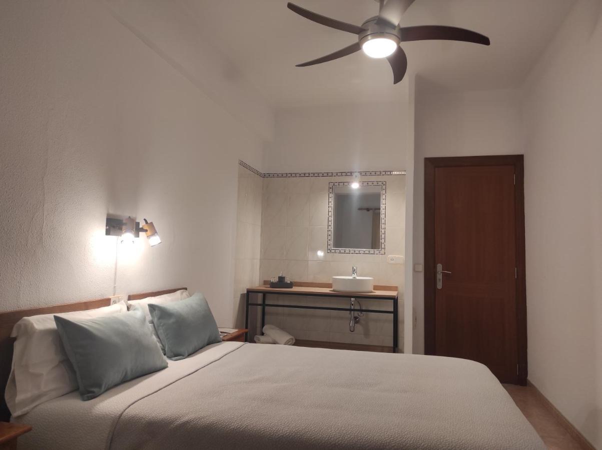 Doppel-/Zweibettzimmer mit Gemeinschaftsbad