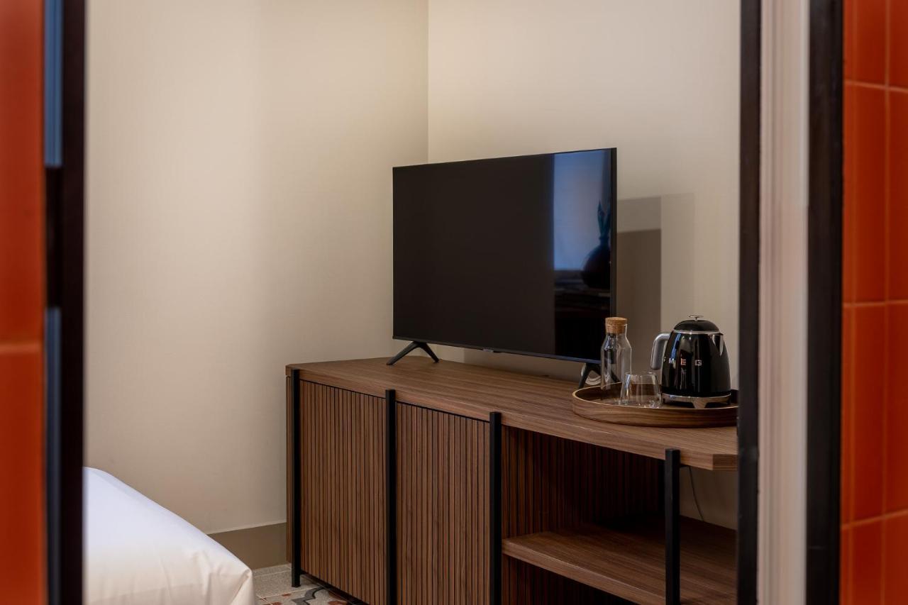 Single Room Private Bathroom