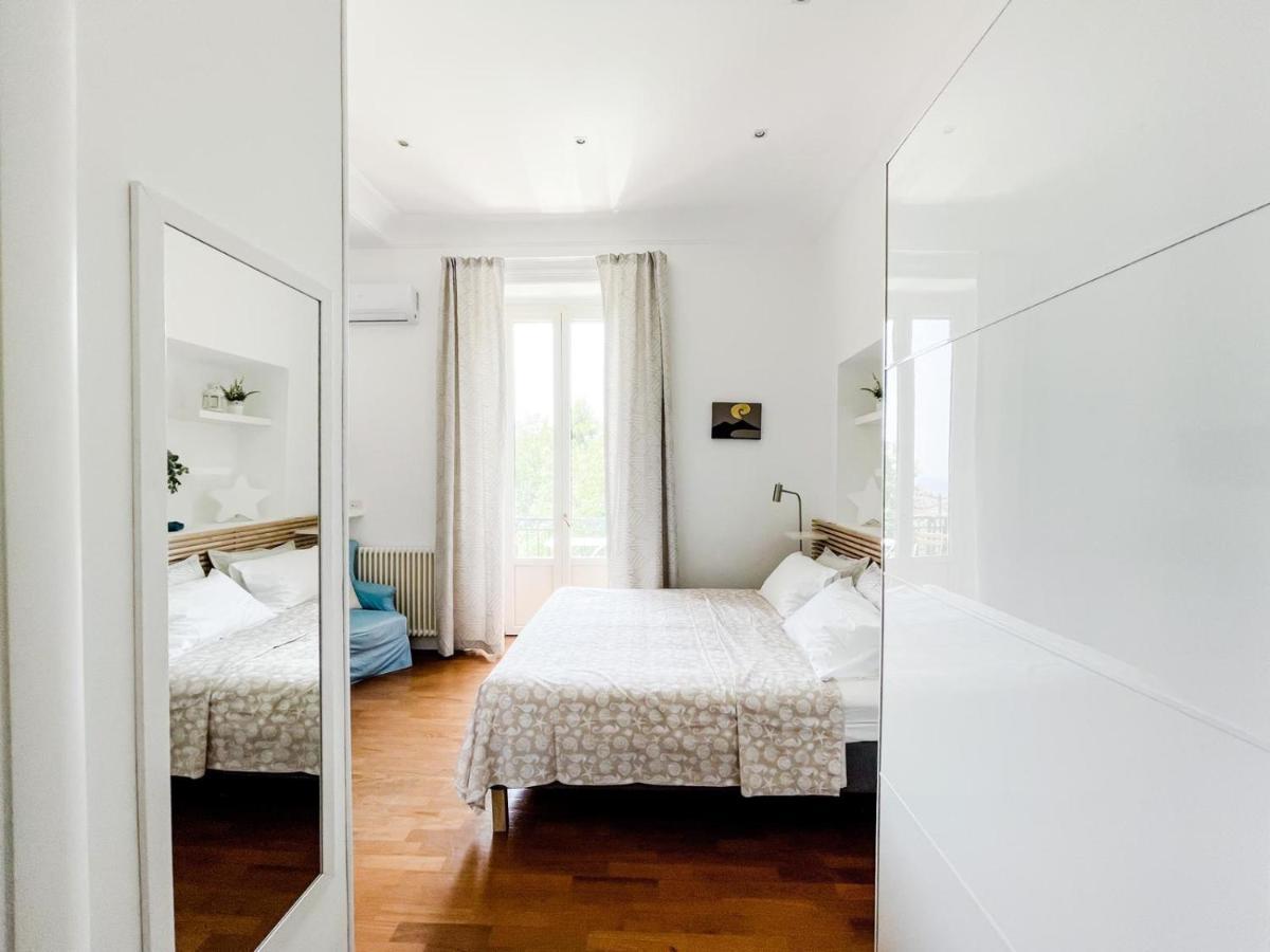 Double or Twin Room Private Bathroom
