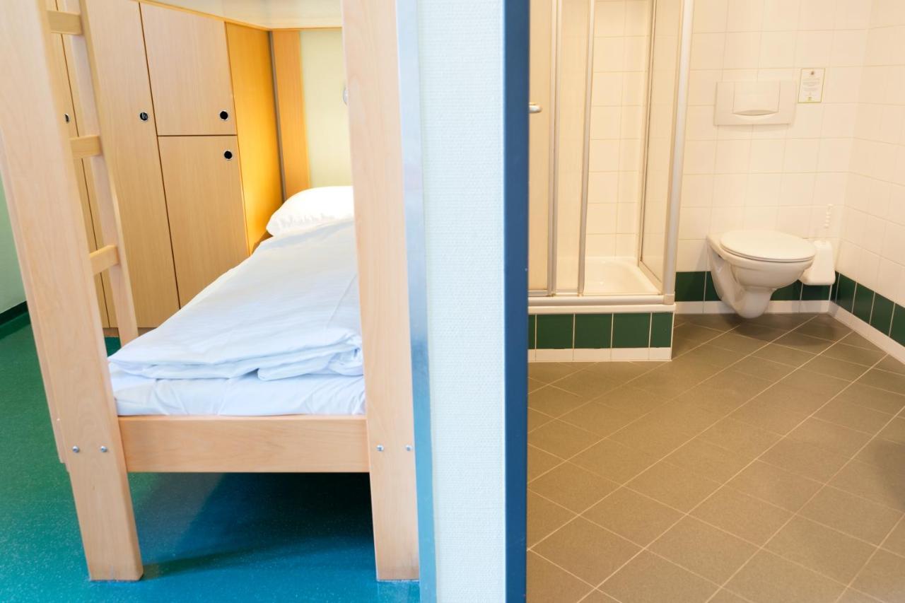 Twin Room with Private Bathroom,1352900326:JPEG