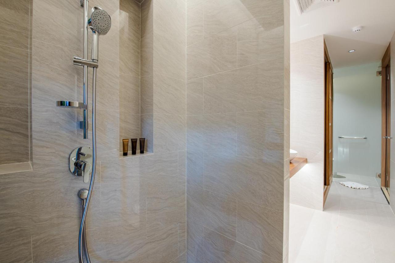 Jacuzzi Suite Accessible by Stairs Only