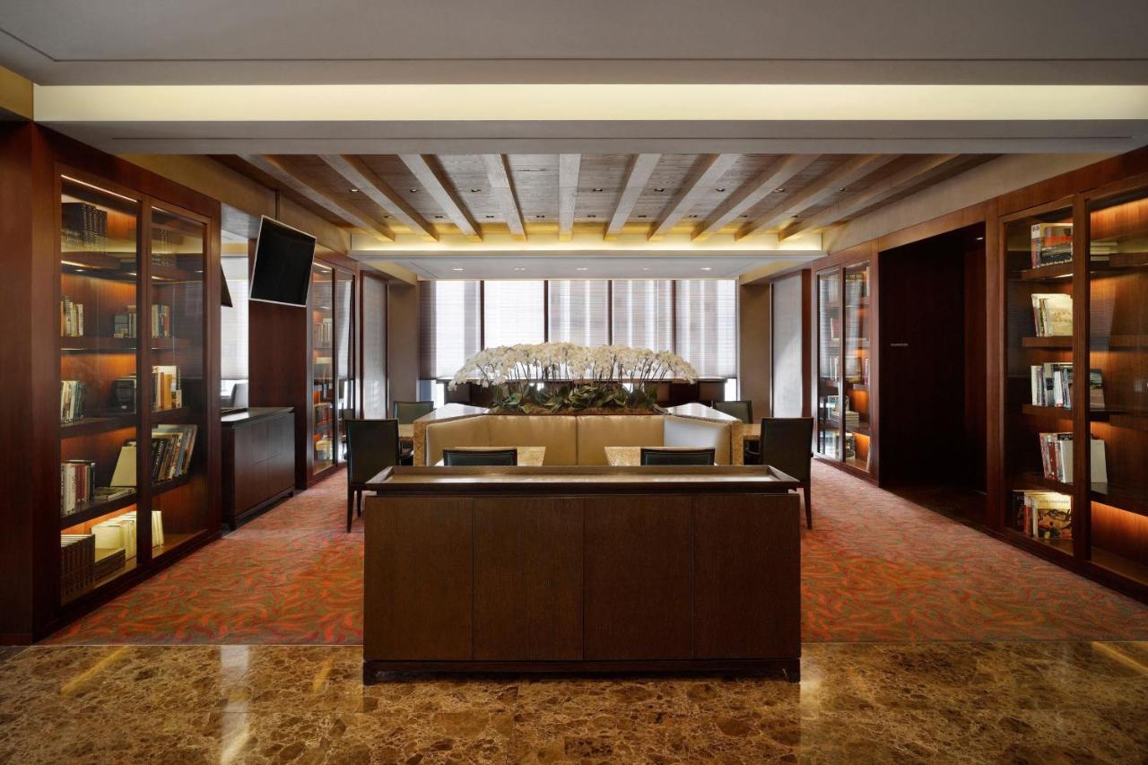 Junior Suite King Room