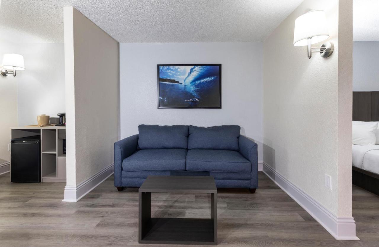 Premium King Suite