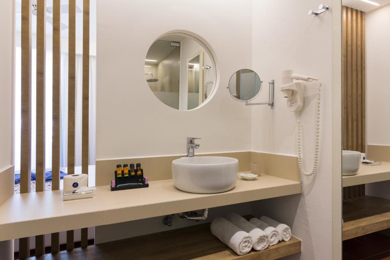 Superior Double or Twin Room City View