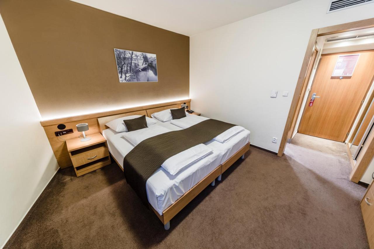 Double or Twin Room City View