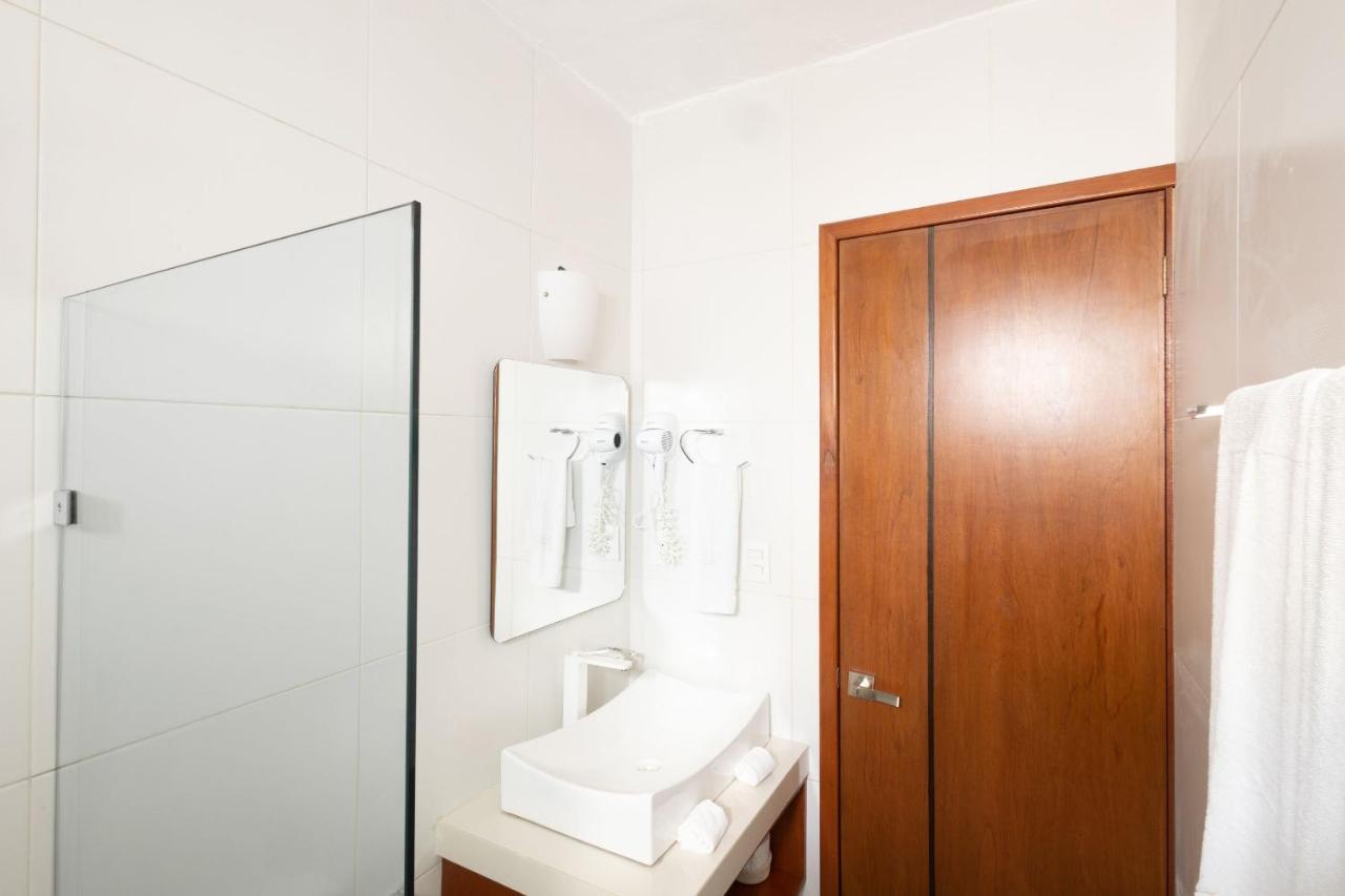 Standard Twin Room,1593767916:JPEG