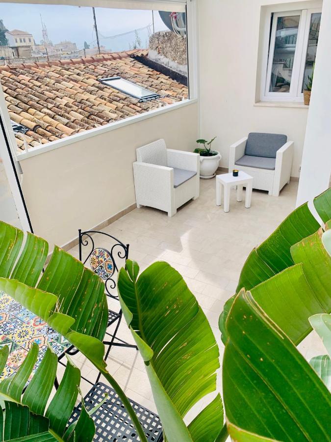 Triple Room Terrace