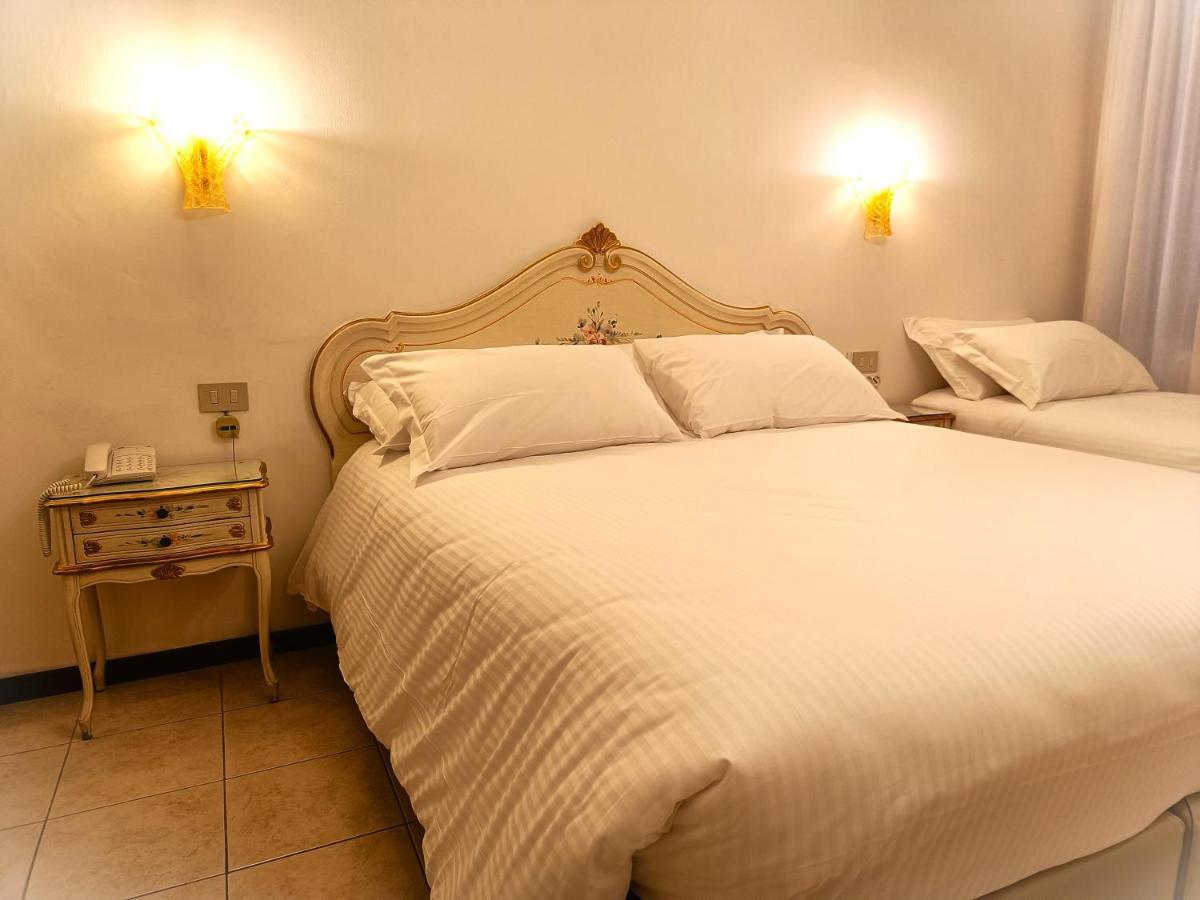 Quadruple Room Private Bathroom