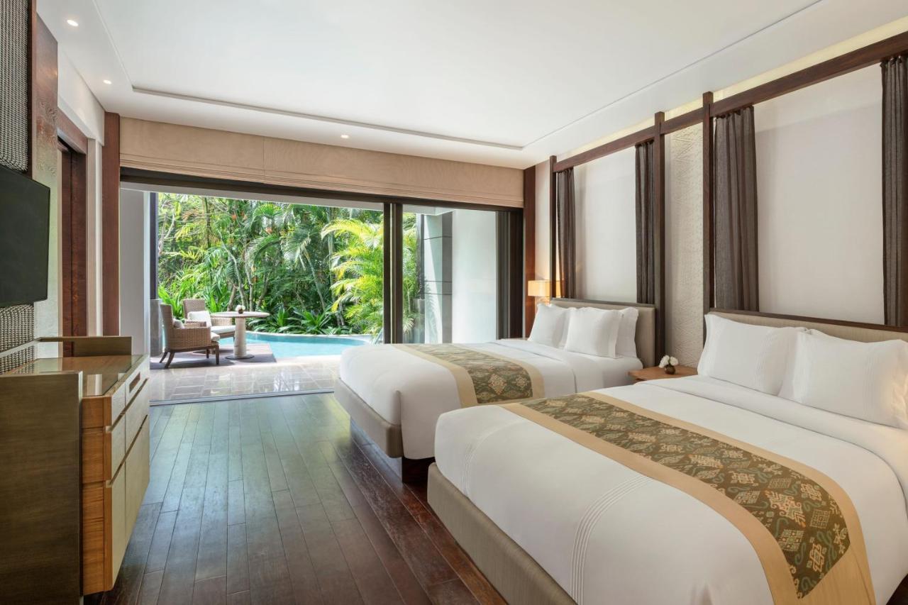 Ritz-Carlton Pool Access Suite with Free Daily Resort Activity