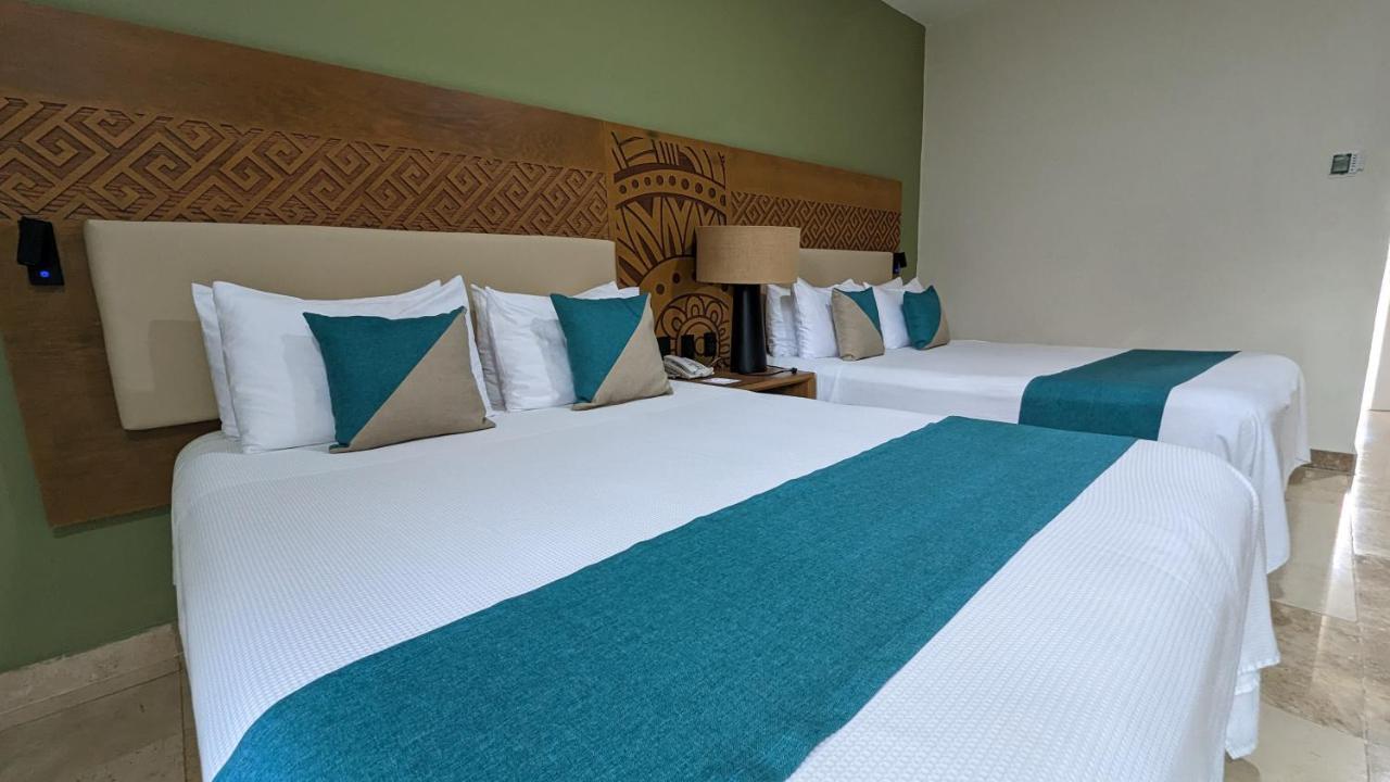 Superior Garden Queen Room Two Queen Beds Non-Smoking