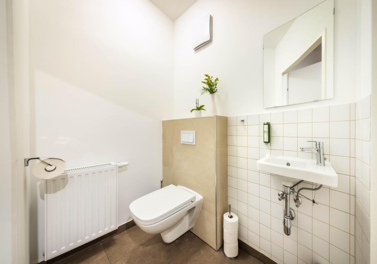 2-Bedroom Suite Balcony Air Condition