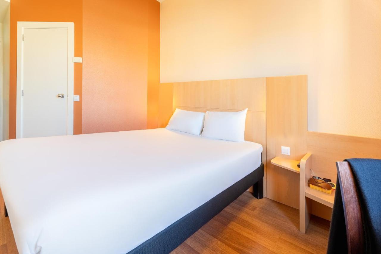 Quarto Duplo Standard