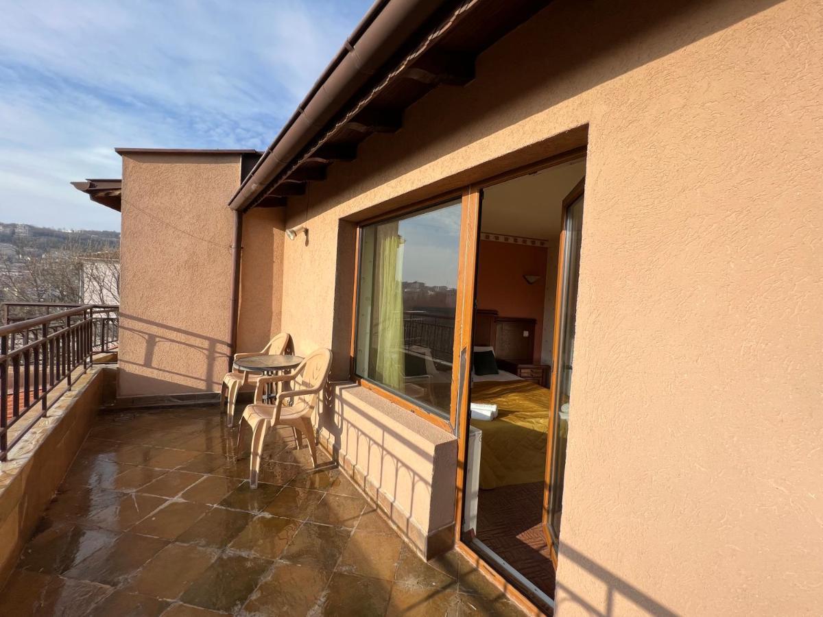 Double or Twin Room Balcony