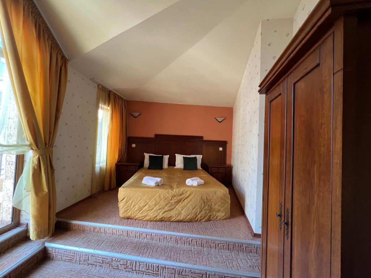 Deluxe Double or Twin Room Balcony