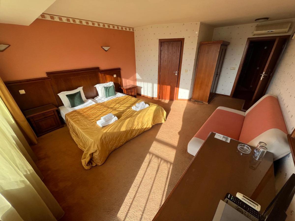 Deluxe Double or Twin Room Balcony