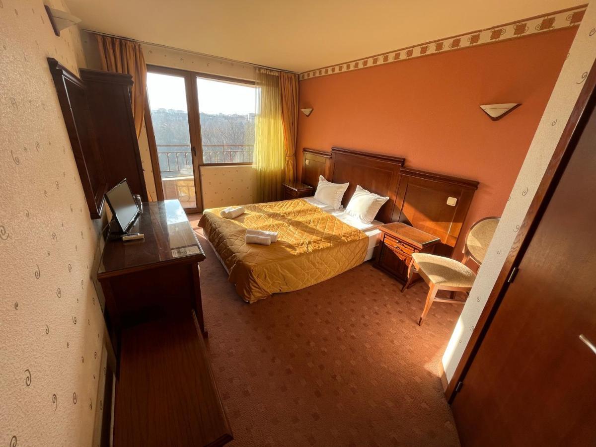 Double or Twin Room Balcony