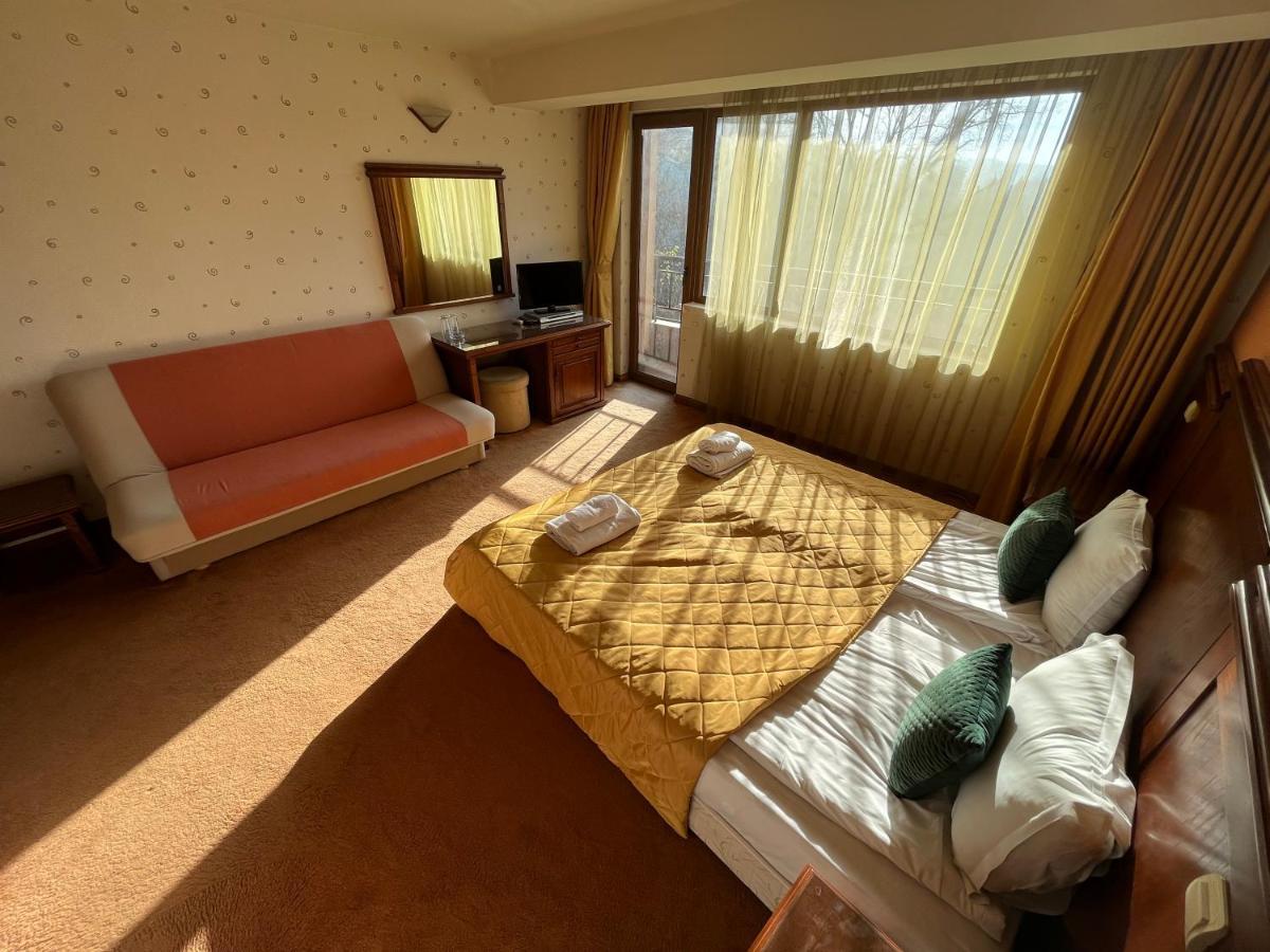 Deluxe Double or Twin Room Balcony