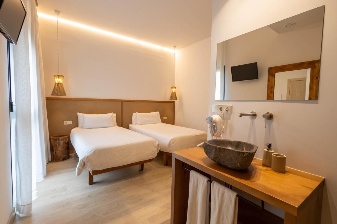 Double Twin Room